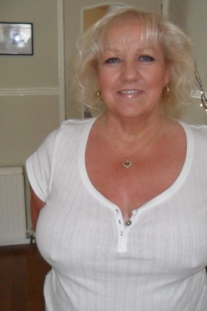 Claudine - rencontre-Cougar-Toulon