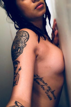 Laura - rencontre-Milf-Vitry-sur-Seine
