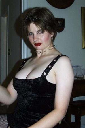 Marre de la routine, envie de pimenter ma vie Caroline - rencontre-Libertine-Cergy