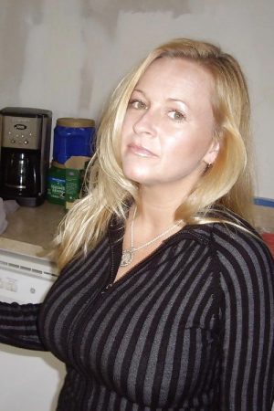 Turbulente, curieuse, sensuelle Maëlle - rencontre-Teen-Lyon