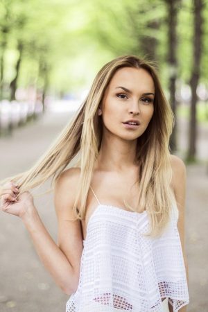 Trop frustrée pour jouer Émilie - rencontre-Teen-Évry-Courcouronnes